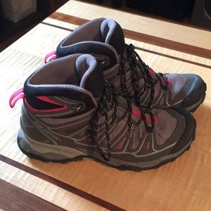 Salomon X Ultra Mid GTX women’s hiking boots